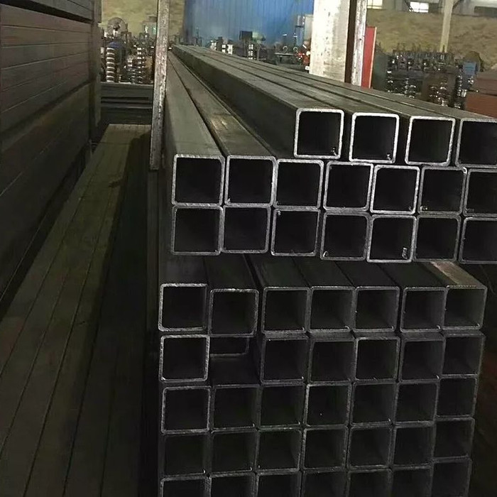 Труба профильная квадратная 15х15х1,2 мм 6 м